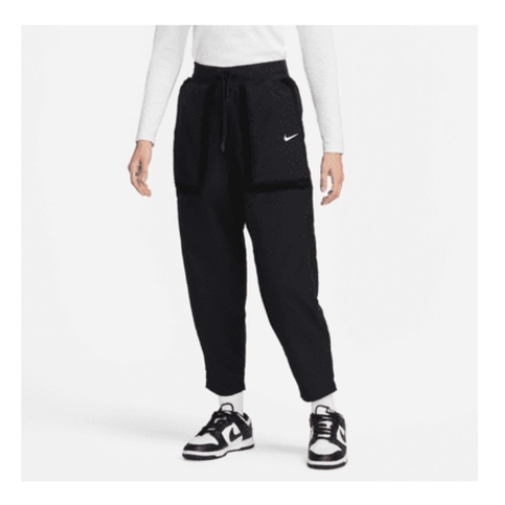 Nike Sportswear Essential Pants